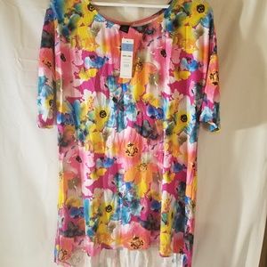 Agnes and Dora Brand New Hi-Lo Tee Floral Gorgeous